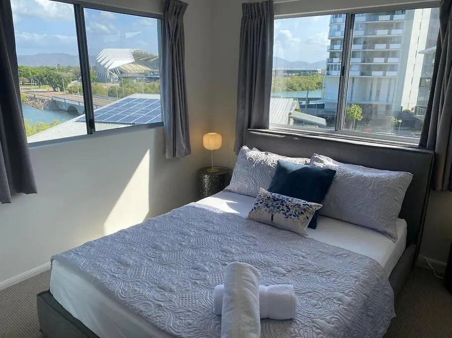 Good Vibes Only On Stanley Apartment Townsville 0*,
